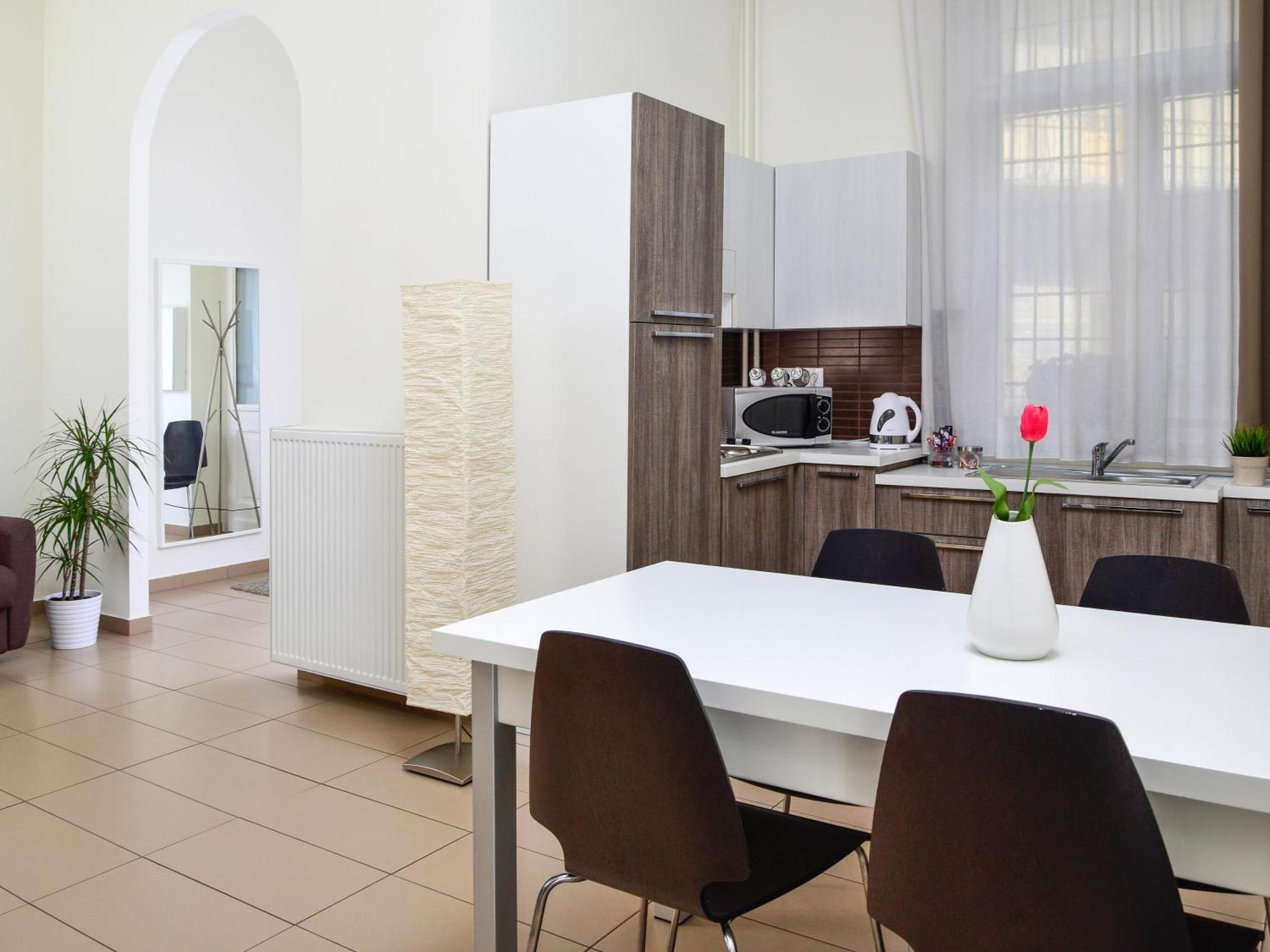 Basilica City Apartments Будапеща Стая снимка